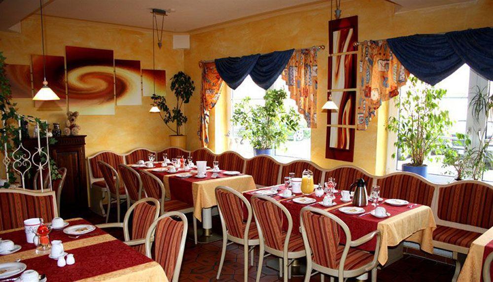 Hotel Heideparadies Зольтау Екстер'єр фото